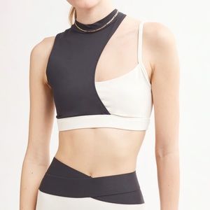 🖤☁️le ore Sorrento Asymmetric Mock Neck Bra☁️🖤